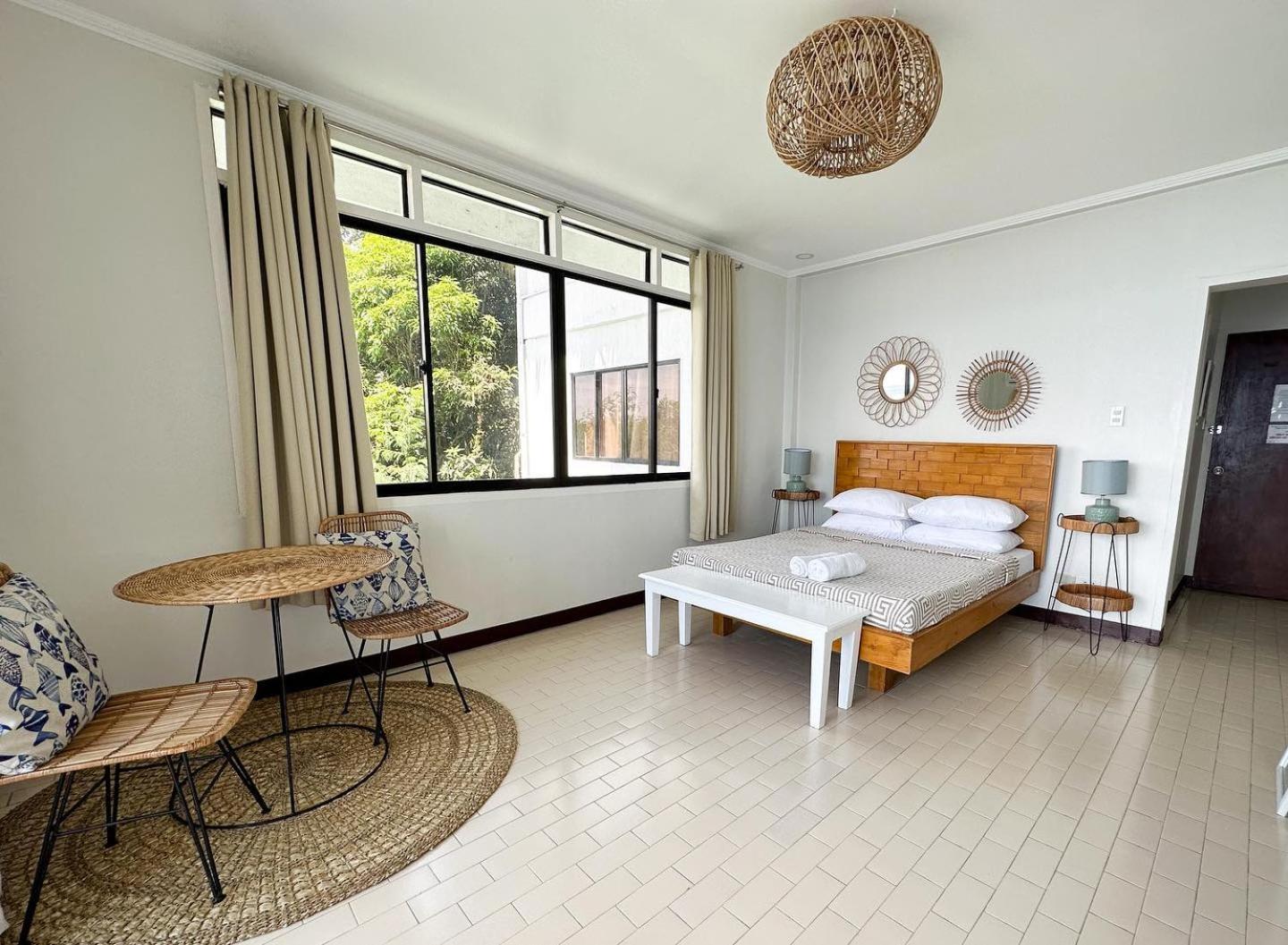 Wuthering Heights Bed & Breakfast By The Sea Dumaguete City Eksteriør bilde
