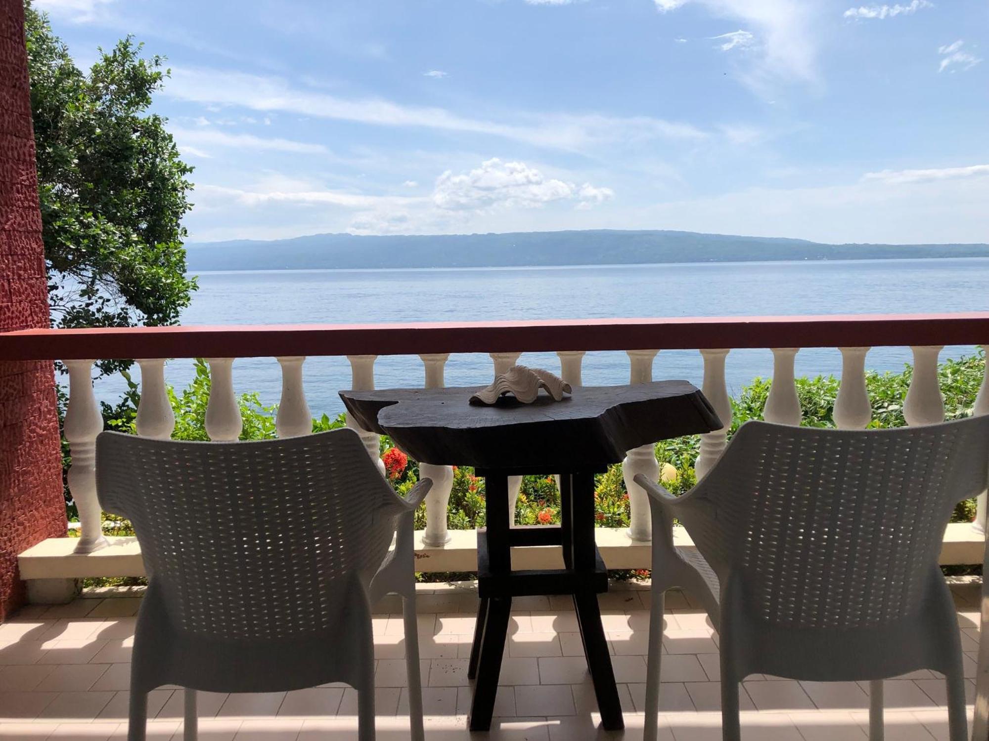 Wuthering Heights Bed & Breakfast By The Sea Dumaguete City Eksteriør bilde