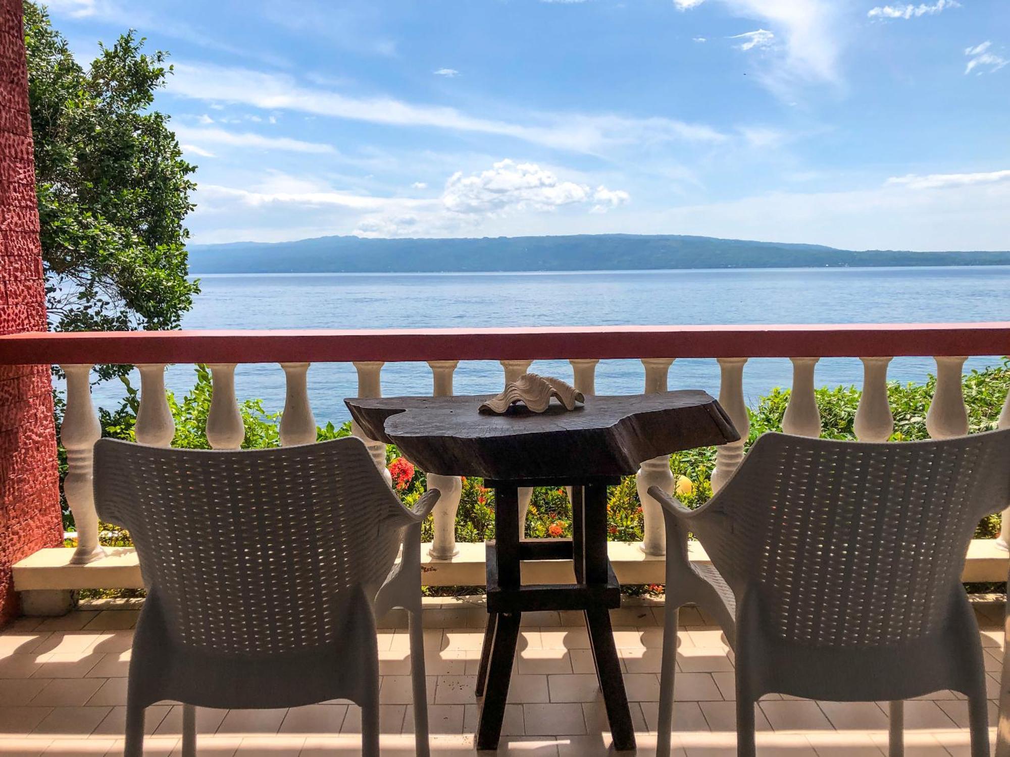 Wuthering Heights Bed & Breakfast By The Sea Dumaguete City Eksteriør bilde