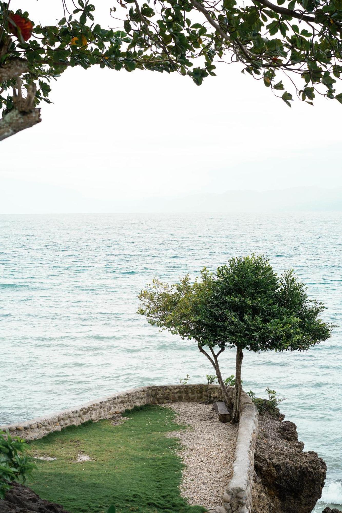 Wuthering Heights Bed & Breakfast By The Sea Dumaguete City Eksteriør bilde