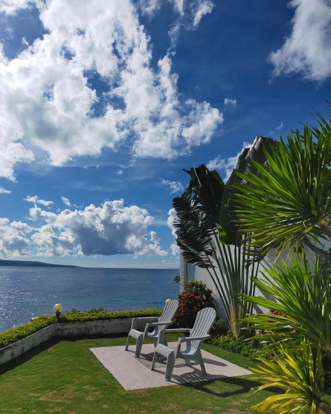 Wuthering Heights Bed & Breakfast By The Sea Dumaguete City Eksteriør bilde